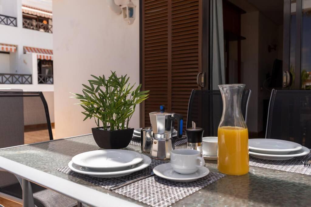 Apartamento Con 2 Terrazas En Los Cristianos Лос Кристианос Экстерьер фото